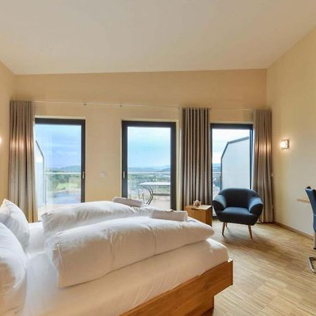 Hotel & Golfrestaurant Gut Wissmannshof Staufenberg  Exteriör bild
