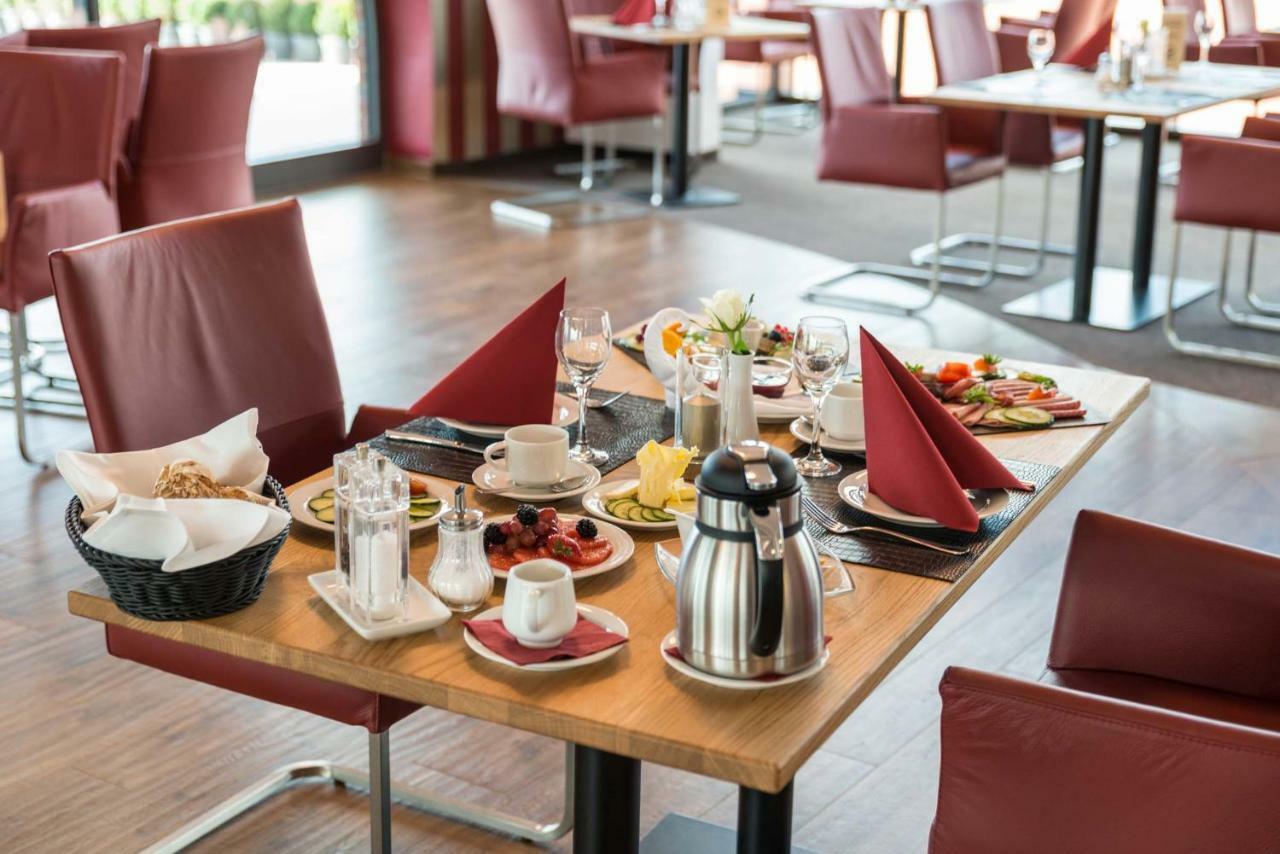 Hotel & Golfrestaurant Gut Wissmannshof Staufenberg  Exteriör bild