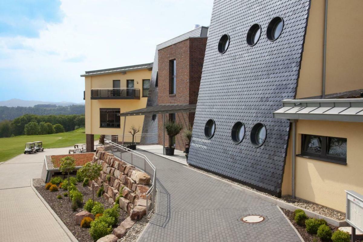Hotel & Golfrestaurant Gut Wissmannshof Staufenberg  Exteriör bild