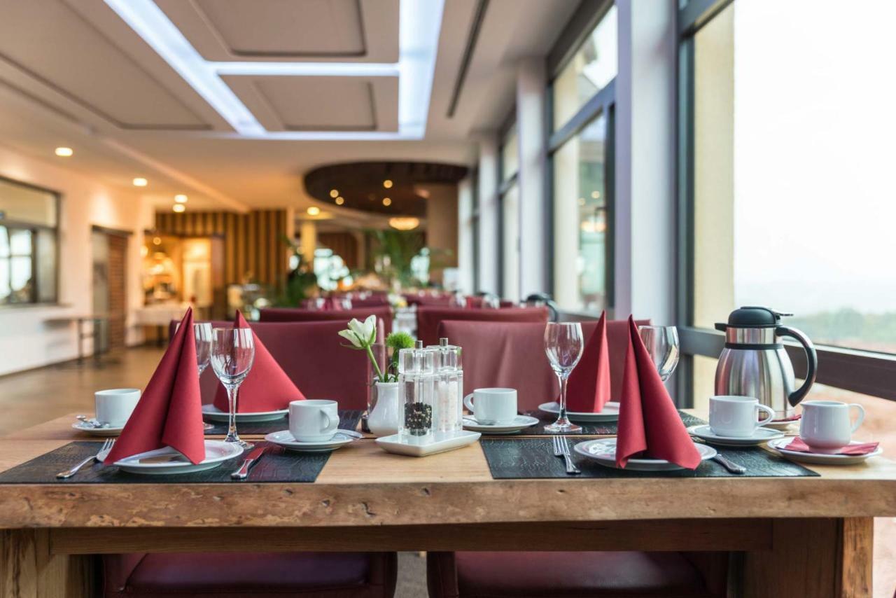 Hotel & Golfrestaurant Gut Wissmannshof Staufenberg  Exteriör bild