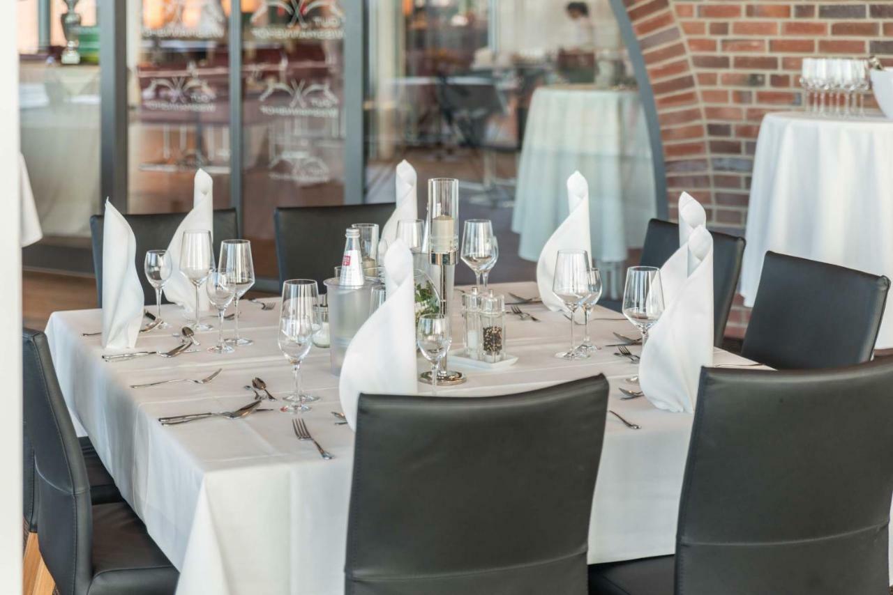 Hotel & Golfrestaurant Gut Wissmannshof Staufenberg  Exteriör bild