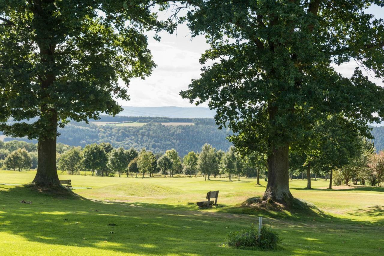 Hotel & Golfrestaurant Gut Wissmannshof Staufenberg  Exteriör bild